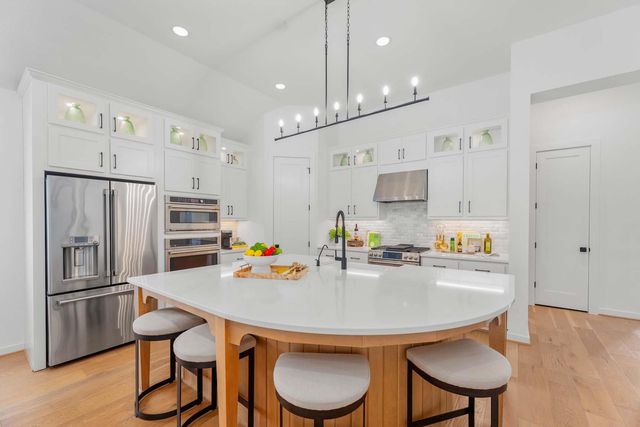 101 Blackberry CV, Georgetown, TX 78628