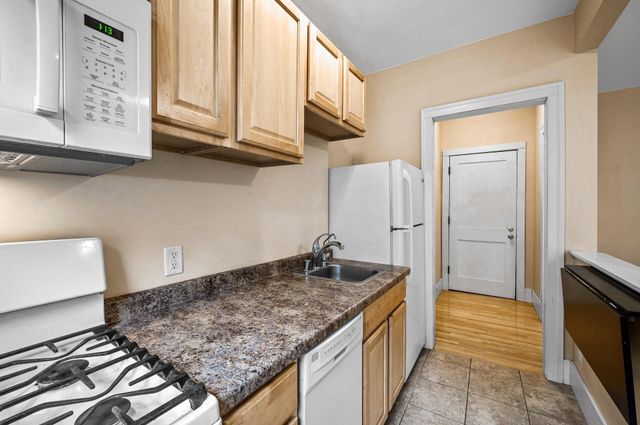 2218 Nicollet Avenue 23, Minneapolis, MN 55404