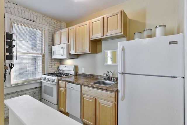 2218 Nicollet Avenue 23, Minneapolis, MN 55404