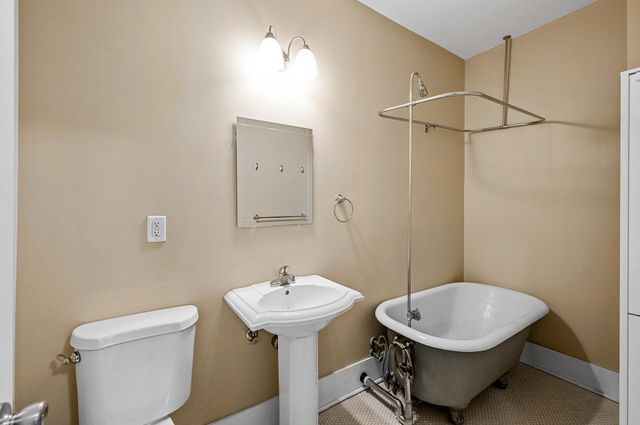 2218 Nicollet Avenue 23, Minneapolis, MN 55404