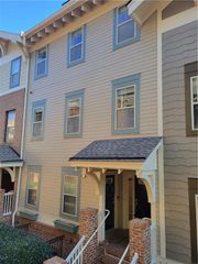 655 Mead Street SE 38, Atlanta, GA 30312