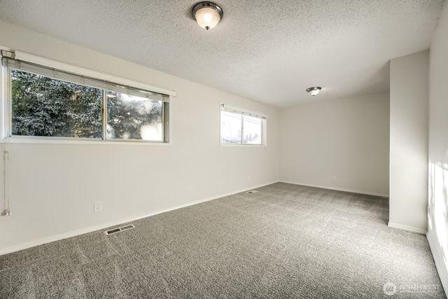 25110 35th Avenue S, Kent, WA 98032