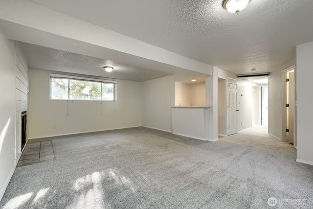 25110 35th Avenue S, Kent, WA 98032