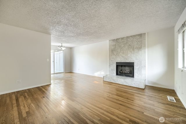 25110 35th Avenue S, Kent, WA 98032