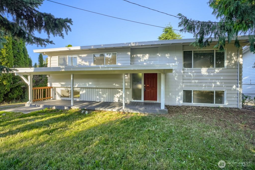 25110 35th Avenue S, Kent, WA 98032
