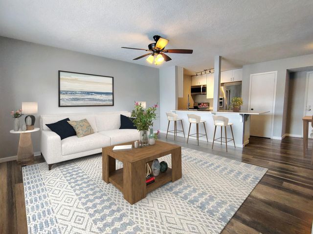 205 Yacht Club Lane 205, Seabrook, TX 77586