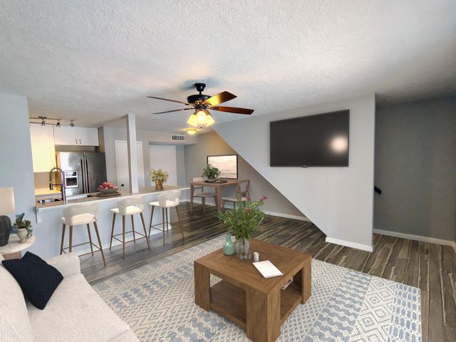 205 Yacht Club Lane 205, Seabrook, TX 77586