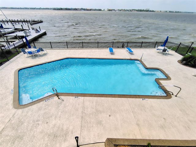 205 Yacht Club Lane 205, Seabrook, TX 77586