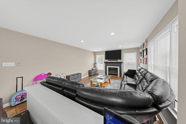 103 DESCHLER BLVD, Clayton, NJ 08312