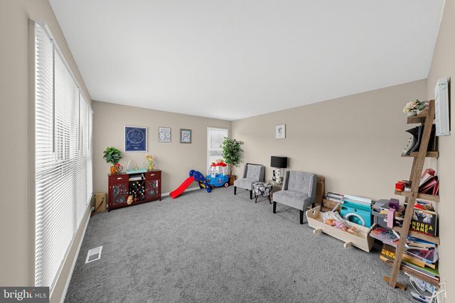 103 DESCHLER BLVD, Clayton, NJ 08312