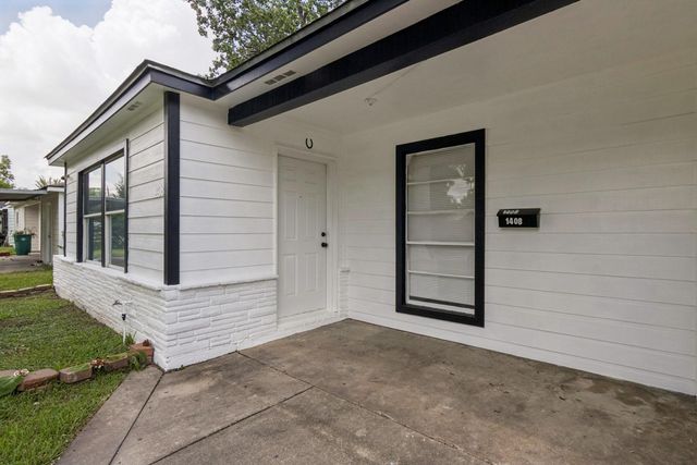 1408 Scarborough Lane, Pasadena, TX 77502