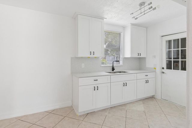 1408 Scarborough Lane, Pasadena, TX 77502