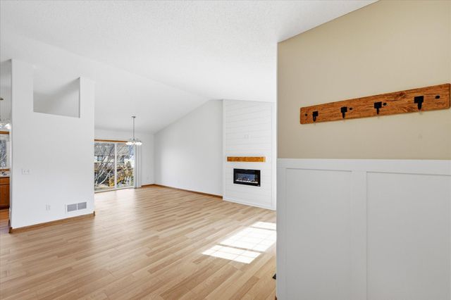 153 Pheasant Ridge Drive, Montrose, MN 55363