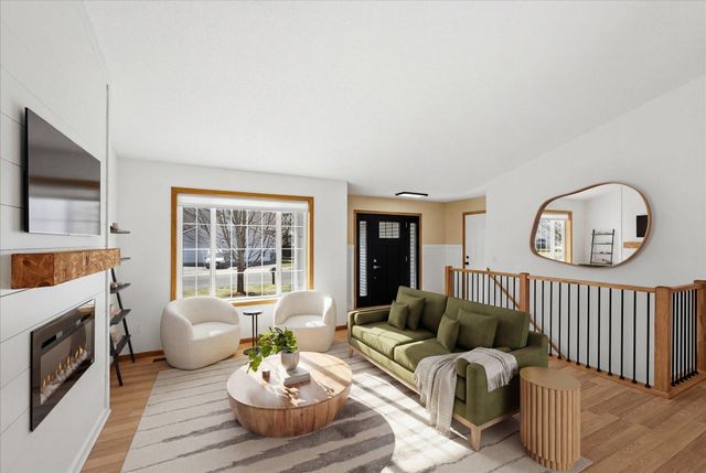 153 Pheasant Ridge Drive, Montrose, MN 55363