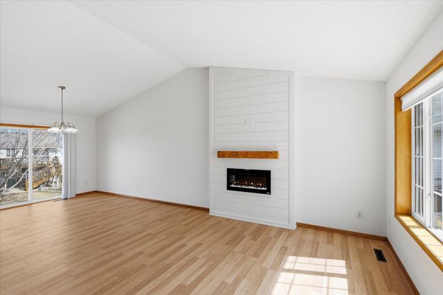 153 Pheasant Ridge Drive, Montrose, MN 55363