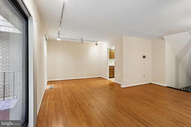10721 DEBORAH DR, Rockville, MD 20854