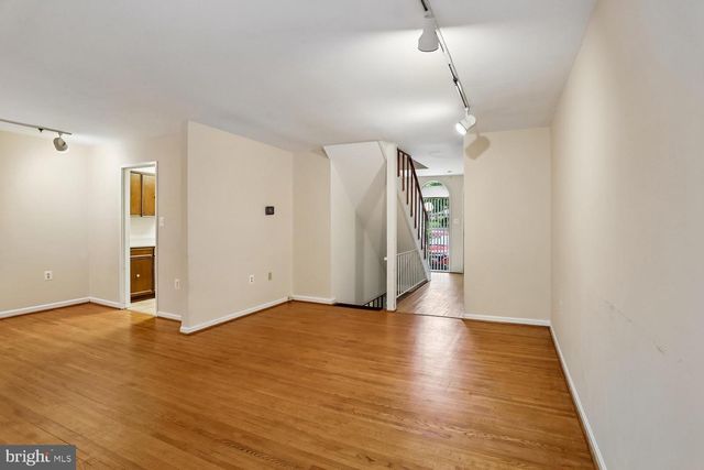 10721 DEBORAH DR, Rockville, MD 20854