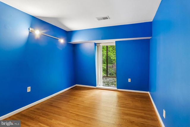 10721 DEBORAH DR, Rockville, MD 20854