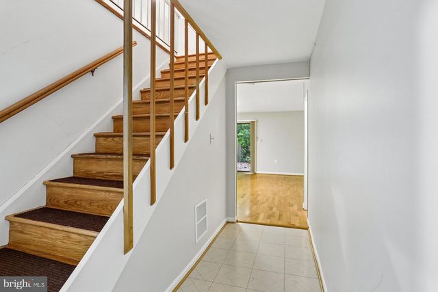 10721 DEBORAH DR, Rockville, MD 20854