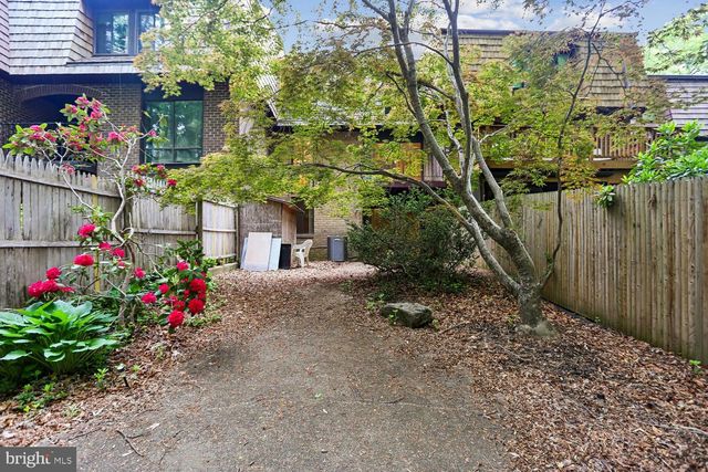 10721 DEBORAH DR, Rockville, MD 20854