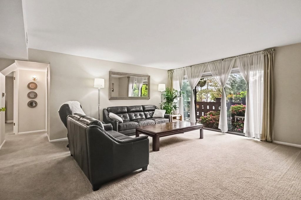 1815 Oakton Street 1A, Park Ridge, IL 60068 — photo 2