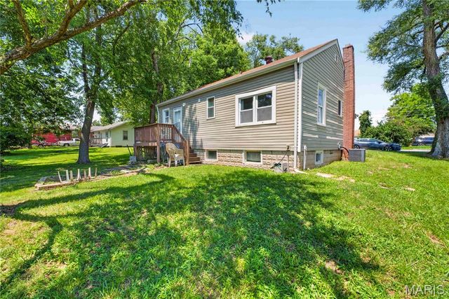 8908 Boston Avenue, St Louis, MO 63121