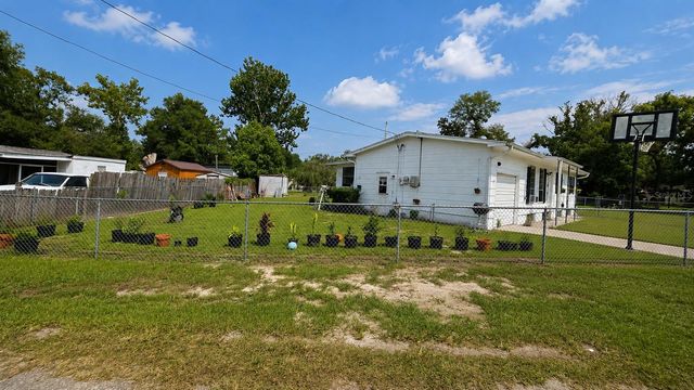 354 PARK DRIVE, Deland, FL 32724