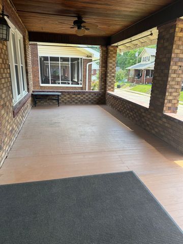 1006 Johns Court, Huntington, WV 25701