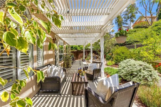 24 Belcanto, Mission Viejo, CA 92692