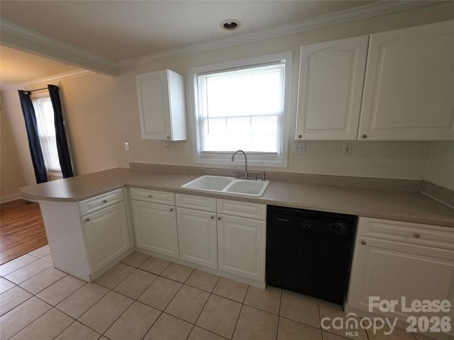 356 Melbourne Court, Charlotte, NC 28209