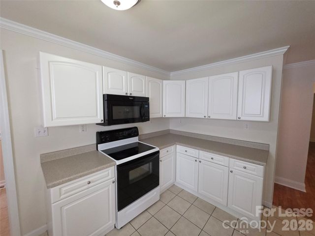356 Melbourne Court, Charlotte, NC 28209