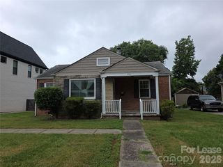 356 Melbourne Court, Charlotte, NC 28209