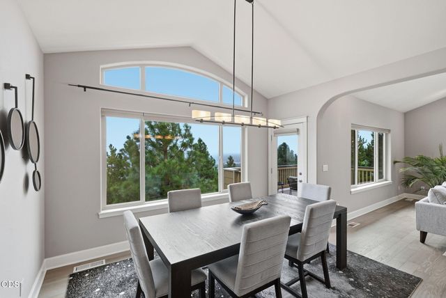 2393 NW Wyeth Place, Bend, OR 97703