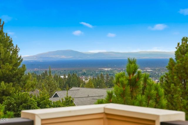 2393 NW Wyeth Place, Bend, OR 97703