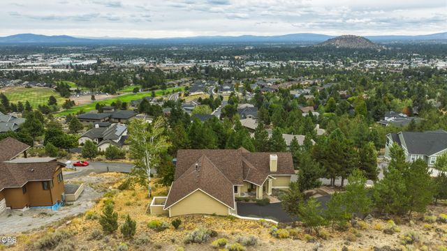 2393 NW Wyeth Place, Bend, OR 97703
