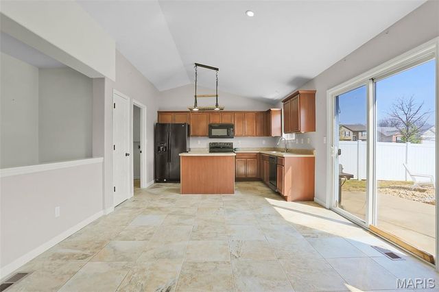 22 Colonial Creek Court, Wentzville, MO 63385