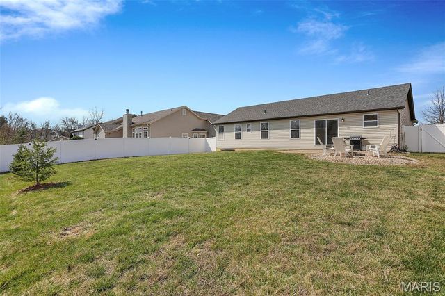 22 Colonial Creek Court, Wentzville, MO 63385