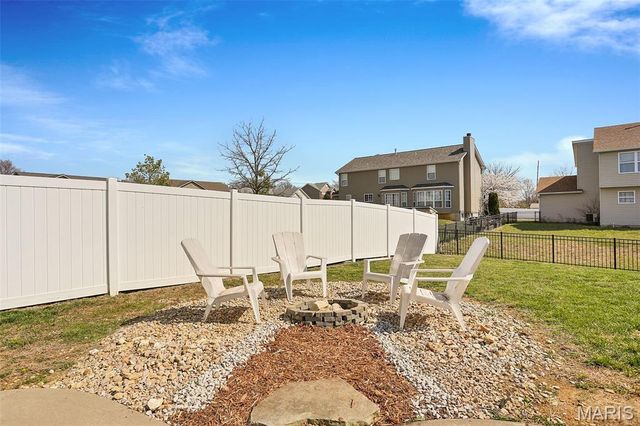 22 Colonial Creek Court, Wentzville, MO 63385