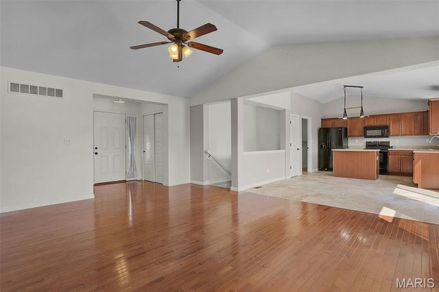 22 Colonial Creek Court, Wentzville, MO 63385