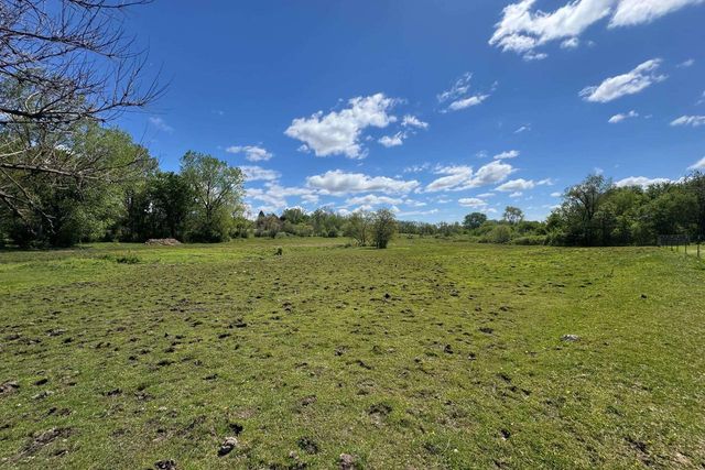 9145 S Smythe School Road, Beloit, WI 53511
