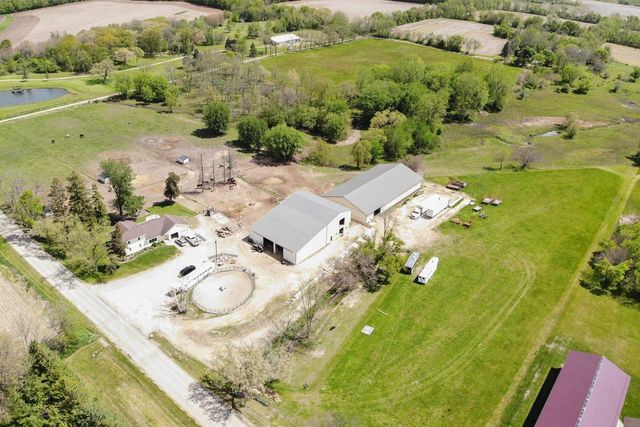 9145 S Smythe School Road, Beloit, WI 53511