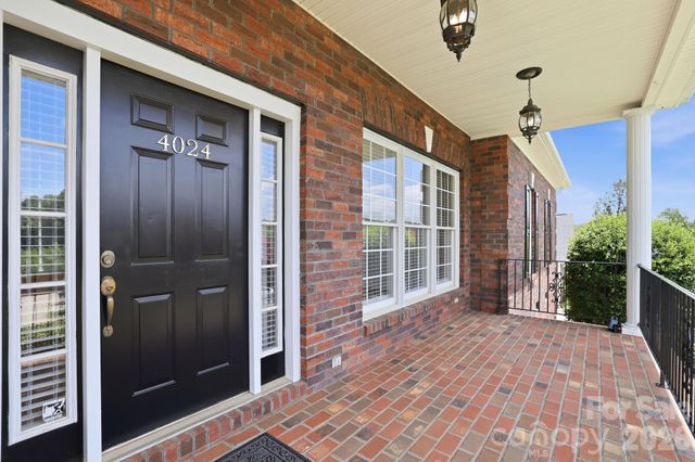 4024 Wild Nursery Court, Charlotte, NC 28215