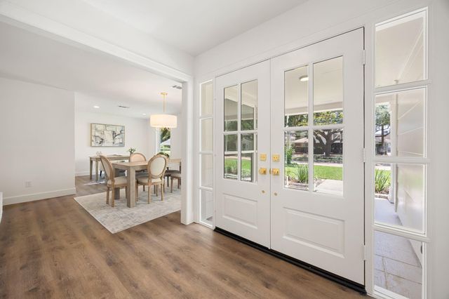 14102 Woodthorpe Lane, Houston, TX 77079