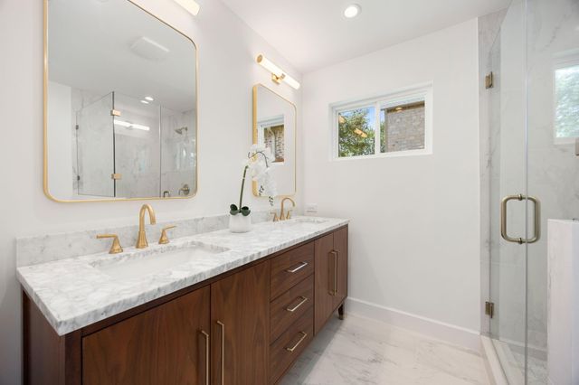 14102 Woodthorpe Lane, Houston, TX 77079