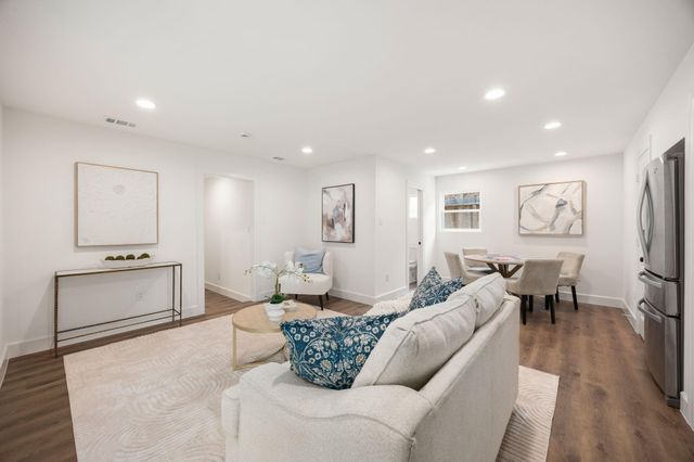 14102 Woodthorpe Lane, Houston, TX 77079