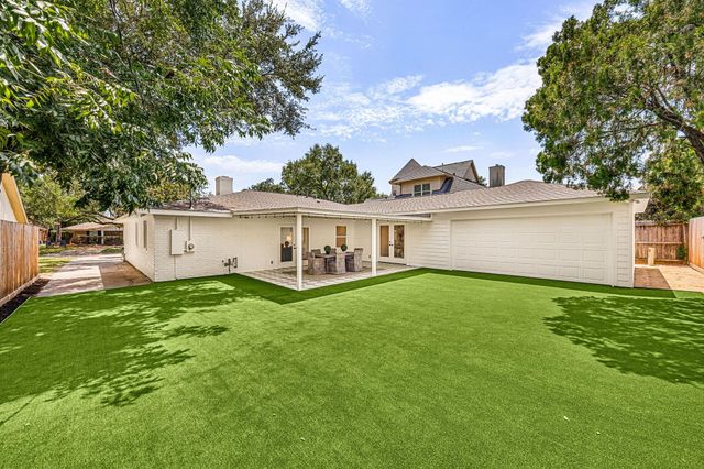 14102 Woodthorpe Lane, Houston, TX 77079