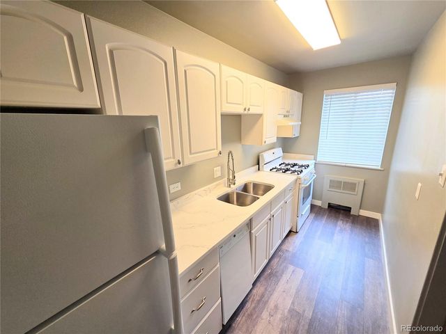 1101 Bellaire Street 101, Denver, CO 80220