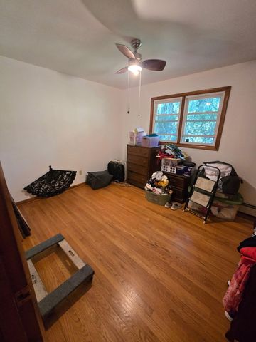 1954 Lawndale Drive, Valparaiso, IN 46383