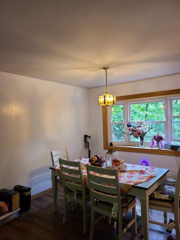 1954 Lawndale Drive, Valparaiso, IN 46383