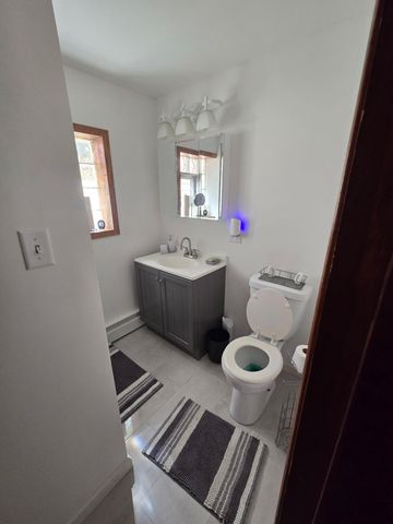 1954 Lawndale Drive, Valparaiso, IN 46383